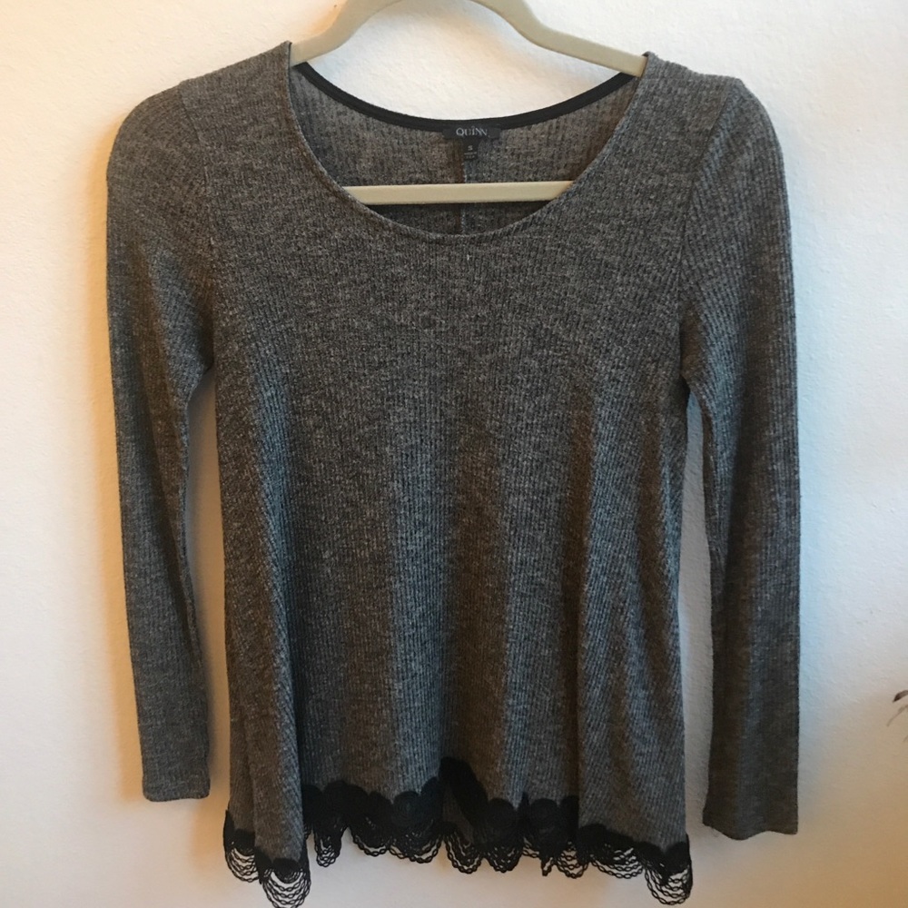 Banana Republic Black/Grey Blouse w/ Black Trim